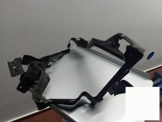 bontott MERCEDES-BENZ C-CLASS Jobb Fényszóró Lámpakeret