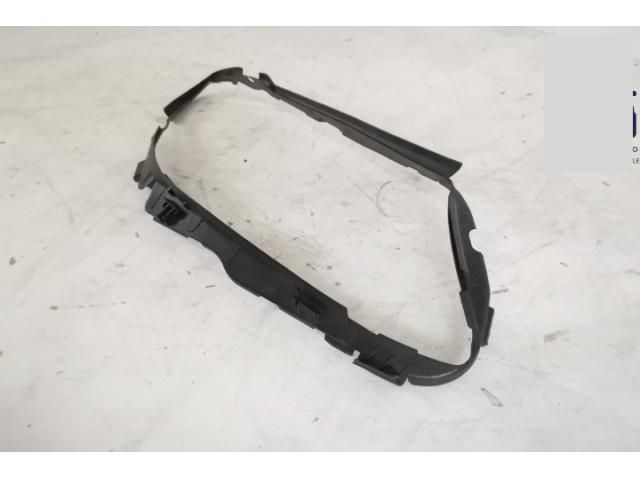 bontott MERCEDES-BENZ C-CLASS Jobb Fényszóró Lámpakeret