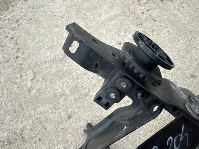 bontott MERCEDES-BENZ C-CLASS Jobb Fényszóró Tartó