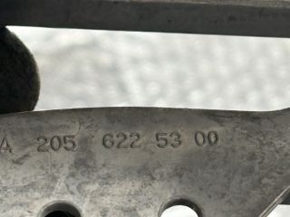 bontott MERCEDES-BENZ C-CLASS Jobb Fényszóró Tartó