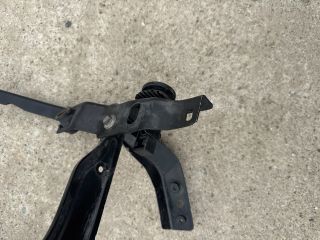 bontott MERCEDES-BENZ C-CLASS Jobb Fényszóró Tartó