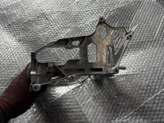 bontott MERCEDES-BENZ C-CLASS Jobb Fényszóró Tartó