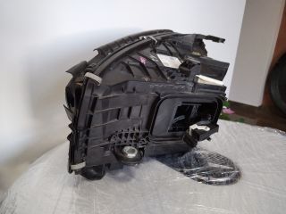 bontott MERCEDES-BENZ C-CLASS Jobb Fényszóró