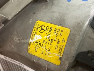 bontott MERCEDES-BENZ C-CLASS Jobb Fényszóró