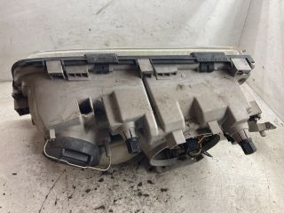 bontott MERCEDES-BENZ C-CLASS Jobb Fényszóró