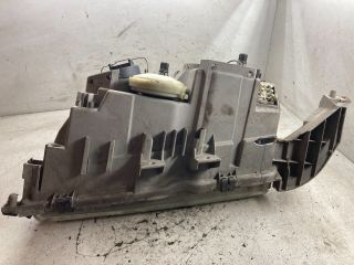 bontott MERCEDES-BENZ C-CLASS Jobb Fényszóró