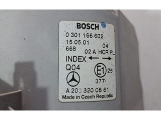 bontott MERCEDES-BENZ C-CLASS Jobb Fényszóró