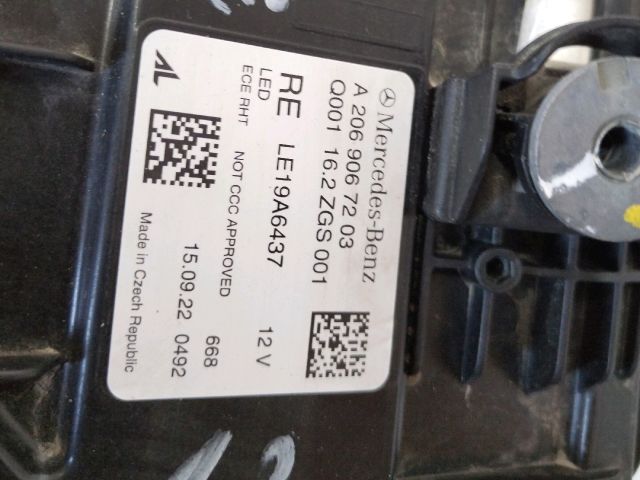 bontott MERCEDES-BENZ C-CLASS Jobb Fényszóró