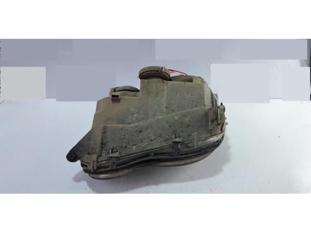 bontott MERCEDES-BENZ C-CLASS Jobb Fényszóró