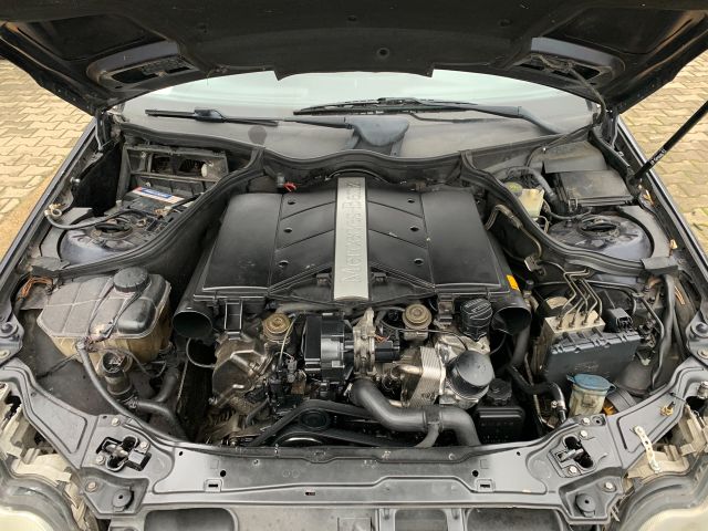 bontott MERCEDES-BENZ C-CLASS Jobb Fényszóró