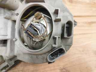 bontott MERCEDES-BENZ C-CLASS Jobb Fényszóró