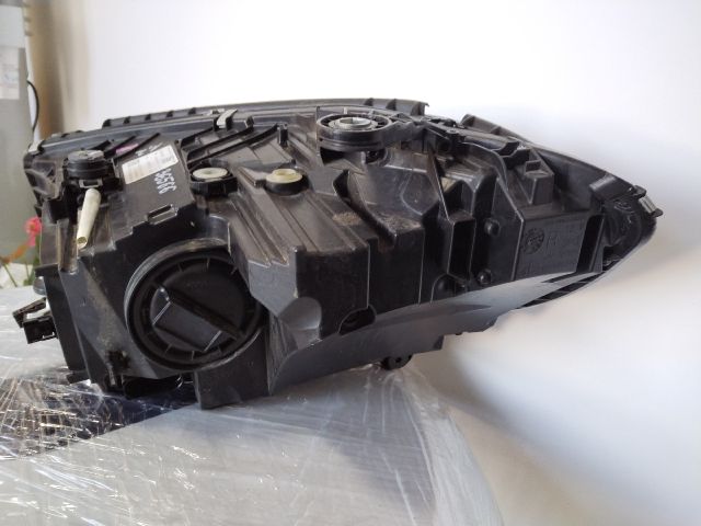 bontott MERCEDES-BENZ C-CLASS Jobb Fényszóró