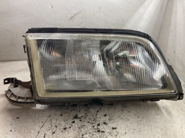 bontott MERCEDES-BENZ C-CLASS Jobb Fényszóró