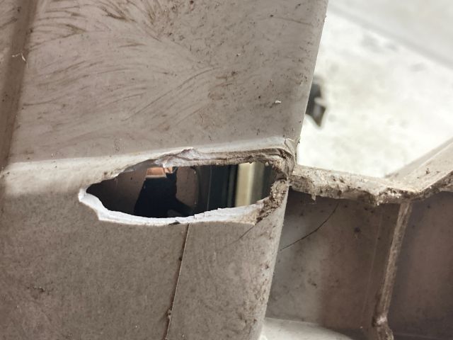 bontott MERCEDES-BENZ C-CLASS Jobb Fényszóró