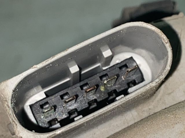 bontott MERCEDES-BENZ C-CLASS Jobb Fényszóró