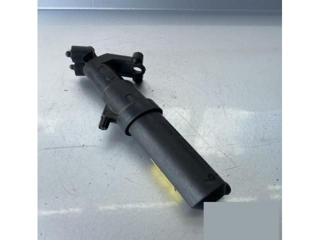 bontott MERCEDES-BENZ C-CLASS Jobb Fényszórómosó Fúvóka