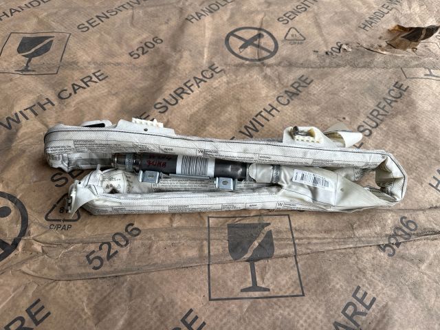 bontott MERCEDES-BENZ C-CLASS Jobb Függönylégzsák és Oldallégzsák