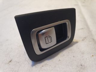 bontott MERCEDES-BENZ C-CLASS Jobb hátsó Ablakemelő Kapcsoló