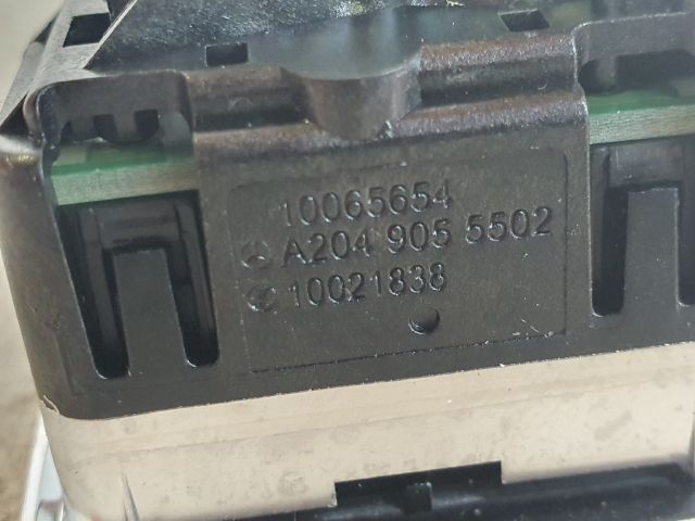 bontott MERCEDES-BENZ C-CLASS Jobb hátsó Ablakemelő Kapcsoló