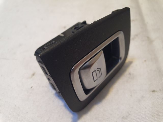 bontott MERCEDES-BENZ C-CLASS Jobb hátsó Ablakemelő Kapcsoló