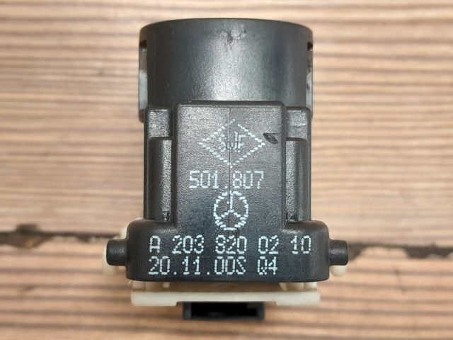 bontott MERCEDES-BENZ C-CLASS Jobb hátsó Ablakemelő Kapcsoló