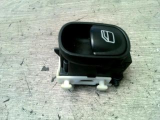 bontott MERCEDES-BENZ C-CLASS Jobb hátsó Ablakemelő Kapcsoló