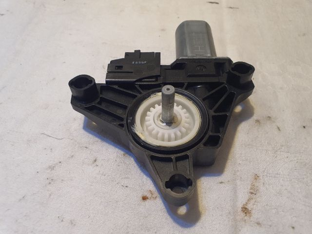 bontott MERCEDES-BENZ C-CLASS Jobb hátsó Ablakemelő Motor