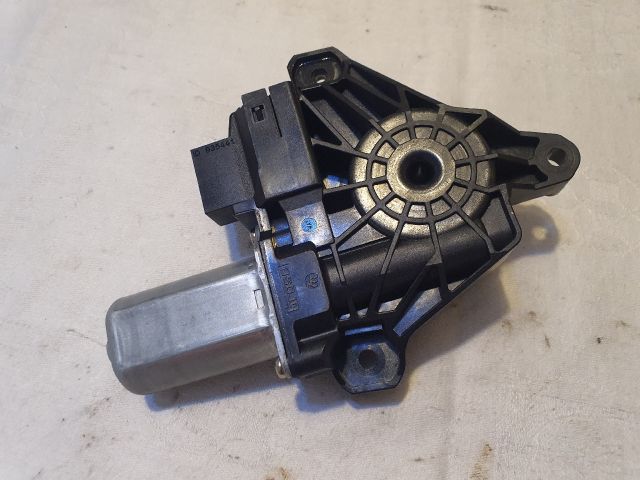 bontott MERCEDES-BENZ C-CLASS Jobb hátsó Ablakemelő Motor