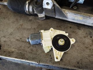 bontott MERCEDES-BENZ C-CLASS Jobb hátsó Ablakemelő Motor