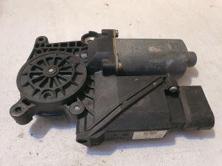 bontott MERCEDES-BENZ C-CLASS Jobb hátsó Ablakemelő Motor