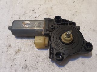 bontott MERCEDES-BENZ C-CLASS Jobb hátsó Ablakemelő Motor