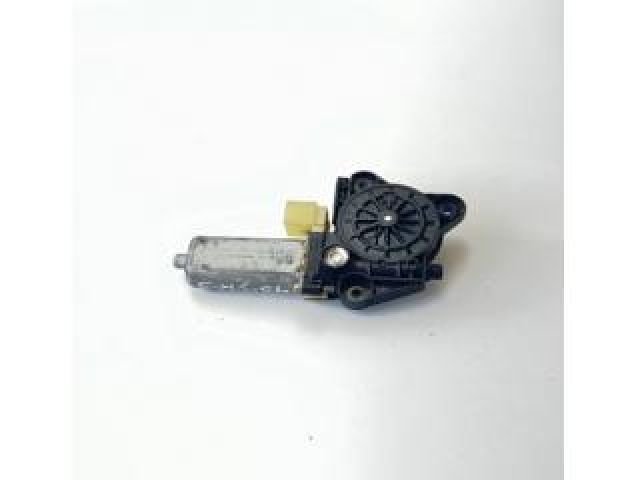 bontott MERCEDES-BENZ C-CLASS Jobb hátsó Ablakemelő Motor