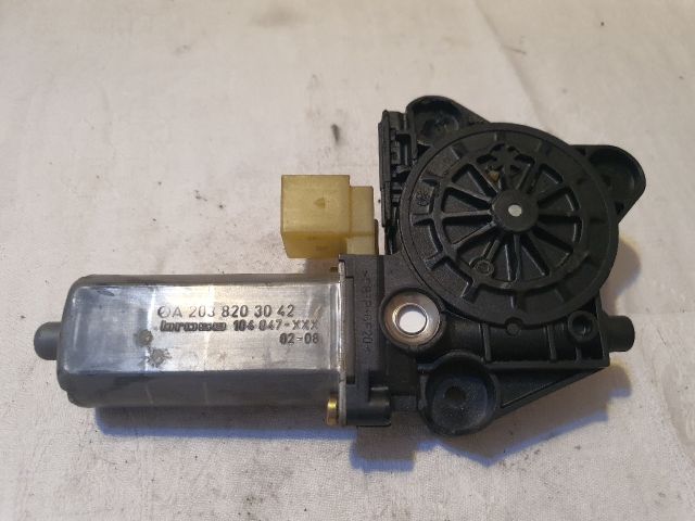 bontott MERCEDES-BENZ C-CLASS Jobb hátsó Ablakemelő Motor