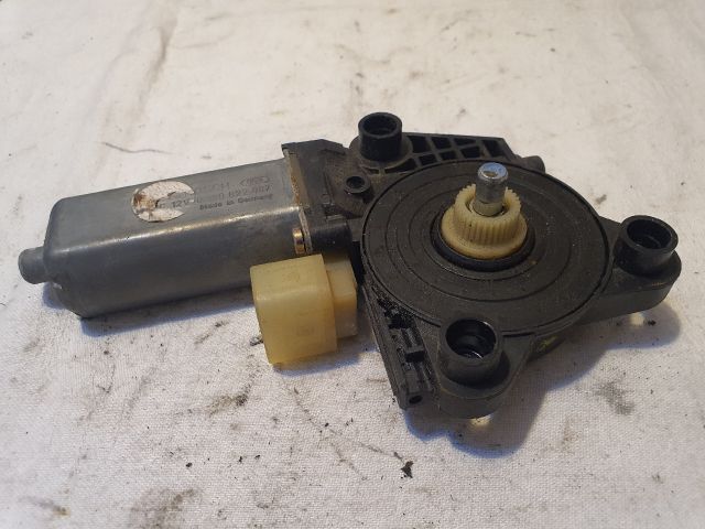 bontott MERCEDES-BENZ C-CLASS Jobb hátsó Ablakemelő Motor