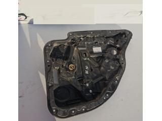 bontott MERCEDES-BENZ C-CLASS Jobb hátsó Ablakemelő Szerkezet (Elektromos)