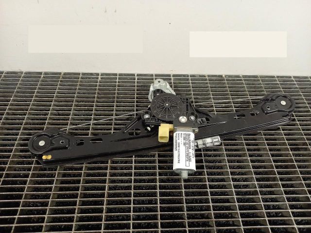 bontott MERCEDES-BENZ C-CLASS Jobb hátsó Ablakemelő Szerkezet (Elektromos)