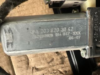 bontott MERCEDES-BENZ C-CLASS Jobb hátsó Ablakemelő Szerkezet (Elektromos)