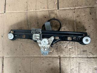 bontott MERCEDES-BENZ C-CLASS Jobb hátsó Ablakemelő Szerkezet (Elektromos)