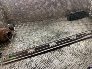 bontott MERCEDES-BENZ C-CLASS Jobb hátsó Ajtó Díszléc