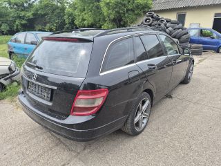 bontott MERCEDES-BENZ C-CLASS Jobb hátsó Ajtó (Részeivel)