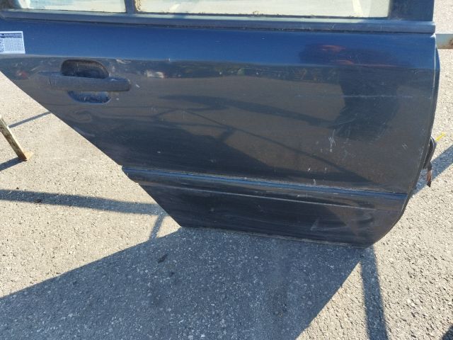 bontott MERCEDES-BENZ C-CLASS Jobb hátsó Ajtó (Részeivel)