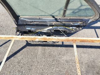 bontott MERCEDES-BENZ C-CLASS Jobb hátsó Ajtó (Részeivel)