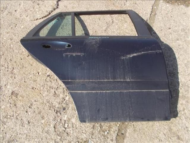 bontott MERCEDES-BENZ C-CLASS Jobb hátsó Ajtó (Üres lemez)