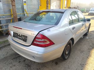 bontott MERCEDES-BENZ C-CLASS Jobb hátsó Ajtó (Üres lemez)