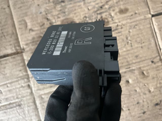 bontott MERCEDES-BENZ C-CLASS Jobb hátsó Ajtó Vezérlőegység