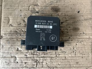 bontott MERCEDES-BENZ C-CLASS Jobb hátsó Ajtó Vezérlőegység