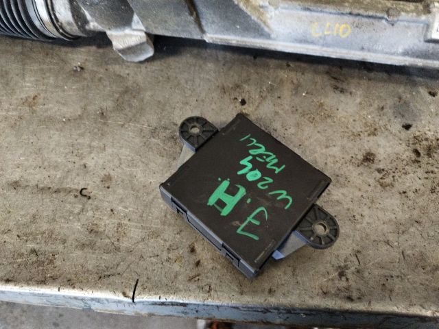 bontott MERCEDES-BENZ C-CLASS Jobb hátsó Ajtó Vezérlőegység