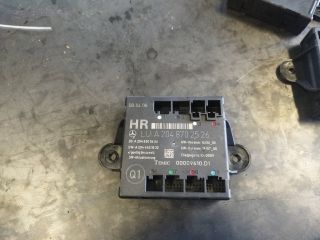 bontott MERCEDES-BENZ C-CLASS Jobb hátsó Ajtó Vezérlőegység