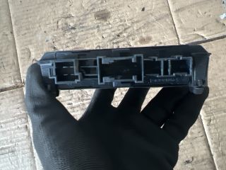 bontott MERCEDES-BENZ C-CLASS Jobb hátsó Ajtó Vezérlőegység