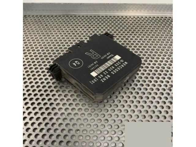 bontott MERCEDES-BENZ C-CLASS Jobb hátsó Ajtó Vezérlőegység